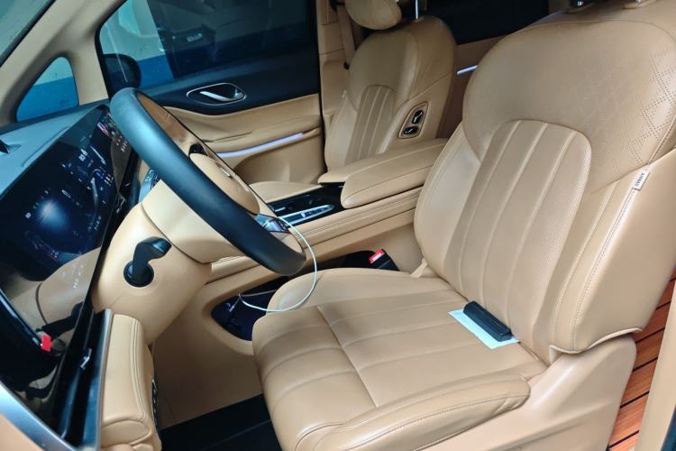 Used VOYAH Dream 2022 Low-Carbon Edition Plus Intelligent Driving Package Left Front Seat