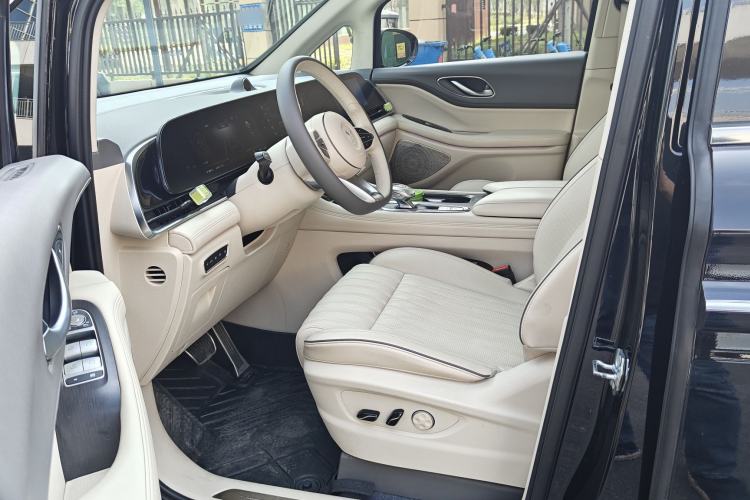 Used VOYAH Dream 2022 Low-Carbon Edition Dream+ Smart Enjoyment Package Left Front Seat
