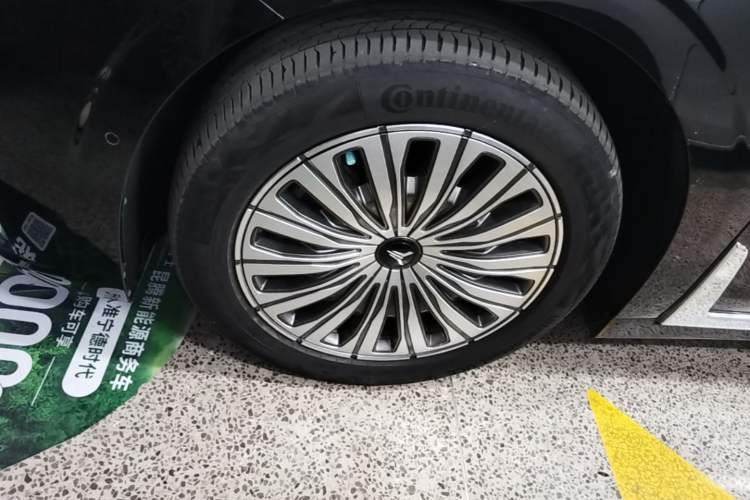 Used VOYAH Dream 2022 0-Emission Edition Dream+ Smart Range Package – 605 km Left Front Wheel Hub