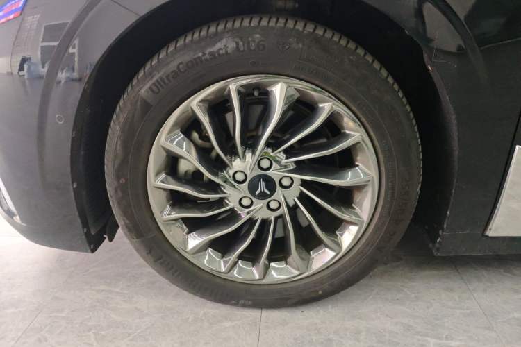 Used VOYAH Dream 2022 Low-Carbon Edition Dream+ Smart Enjoyment Package Left Front Wheel Hub