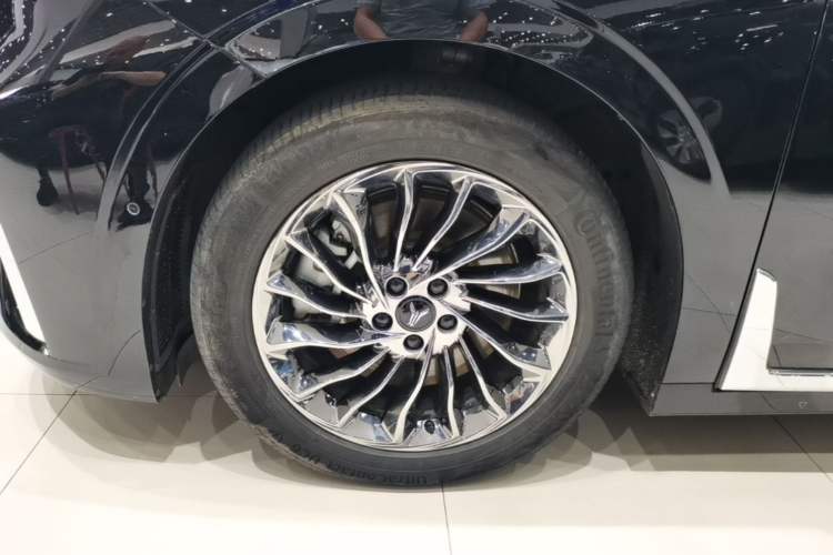 Used VOYAH Dream 2022 Low-Carbon Edition Dream+ Smart Enjoyment Package Left Front Wheel Hub