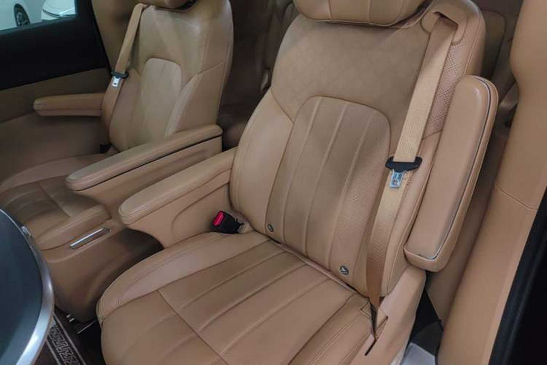 Used VOYAH Dream 2022 0-Emission Version Plus Intelligent Driving Package 475 km Left Rear Seat