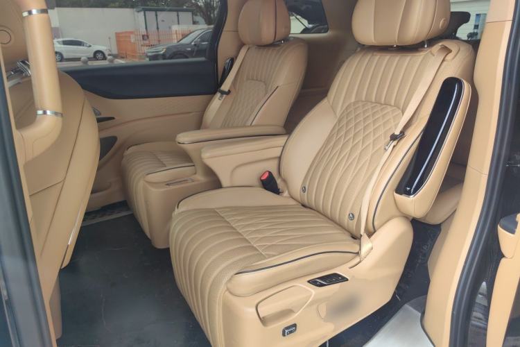 Used VOYAH Dream 2022 Low-Carbon Edition Dream+ Smart Enjoyment Package Left Rear Seat
