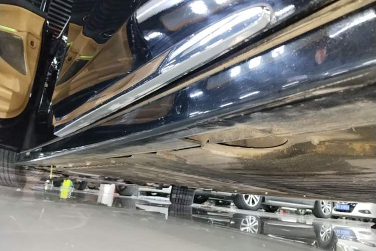 Used VOYAH Dream 2022 Low-Carbon Edition Dream+ Smart Enjoyment Package Left Side Sill