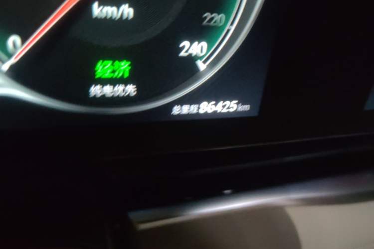Used VOYAH Dream 2022 Low-Carbon Edition Dream+ Smart Enjoyment Package Odometer Close Up