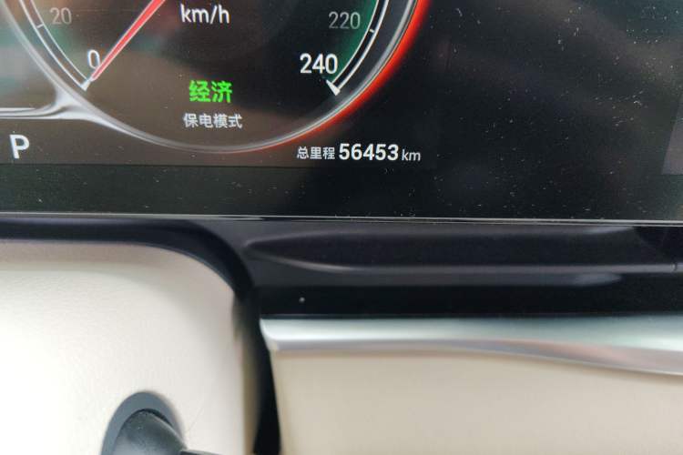 Used VOYAH Dream 2022 Low-Carbon Edition Dream+ Smart Enjoyment Package Odometer Close Up