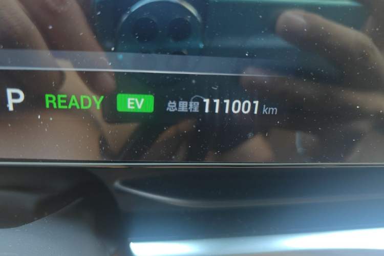 Used VOYAH Dream 2022 Low-Carbon Edition Dream+ Smart Enjoyment Package Odometer Close Up