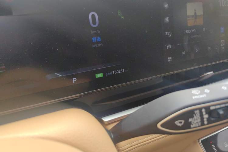 Used VOYAH Dream 2022 Low-Carbon Edition Dream+ Smart Enjoyment Package Odometer Close Up