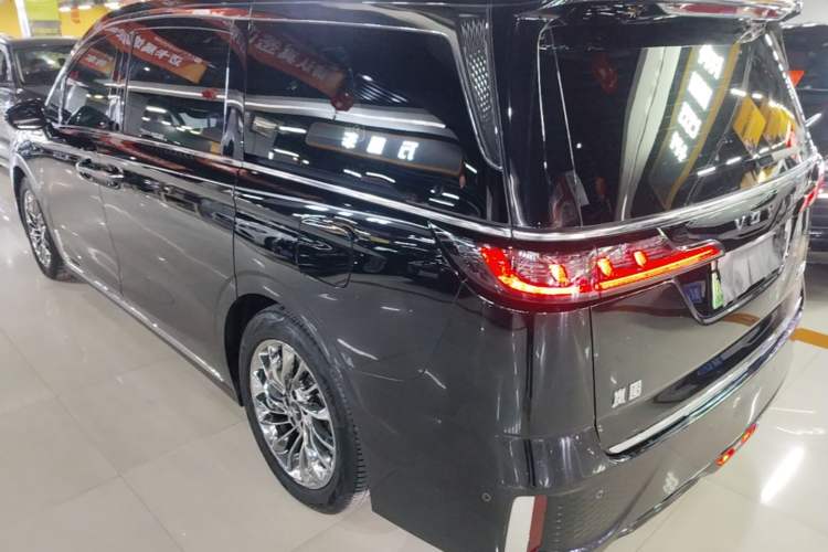 Used VOYAH Dream 2022 Low-Carbon Edition Dream+ Smart Enjoyment Package Rear Left 45 Deg