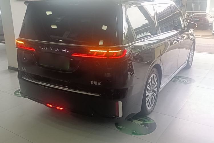 Used VOYAH Dream 2022 0-Emission Edition Dream+ Smart Range Package – 605 km Rear Right 45 Deg