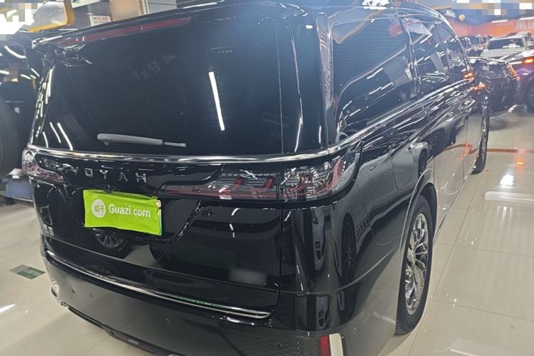 Used VOYAH Dream 2022 Low-Carbon Edition Dream+ Smart Enjoyment Package Rear Right 45 Deg