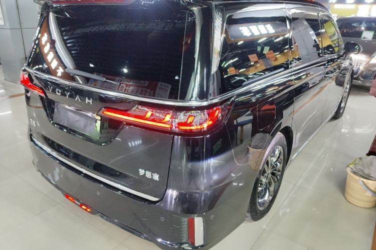 Used VOYAH Dream 2022 Low-Carbon Edition Dream+ Smart Enjoyment Package Rear Right 45 Deg