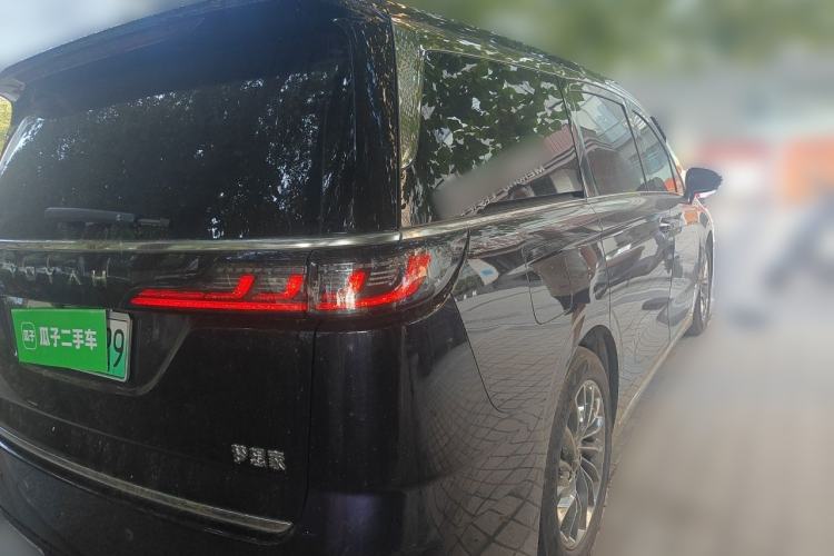 Used VOYAH Dream 2022 Low-Carbon Edition Dream+ Smart Enjoyment Package Rear Right 45 Deg