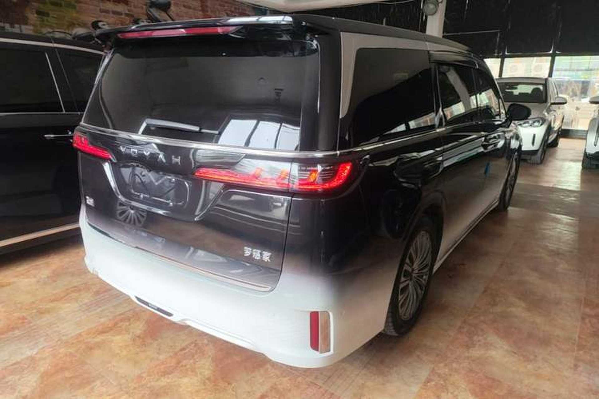 Used VOYAH Dream 2022 0-Emission Edition Dream+ Smart Range Package – 605 km Rear Right 45 Deg