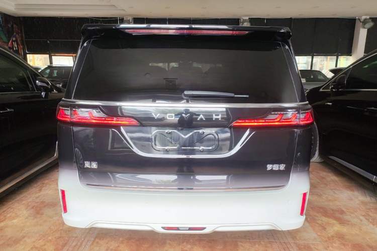Used VOYAH Dream 2022 0-Emission Edition Dream+ Smart Range Package – 605 km Rear