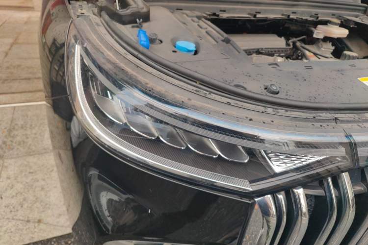 Used VOYAH Dream 2022 Low-Carbon Edition Dream+ Smart Enjoyment Package Right Front Headlight