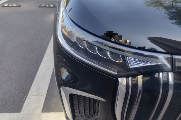 Used VOYAH Dream 2022 0-Emission Version Range of 475 km Right Front Headlight