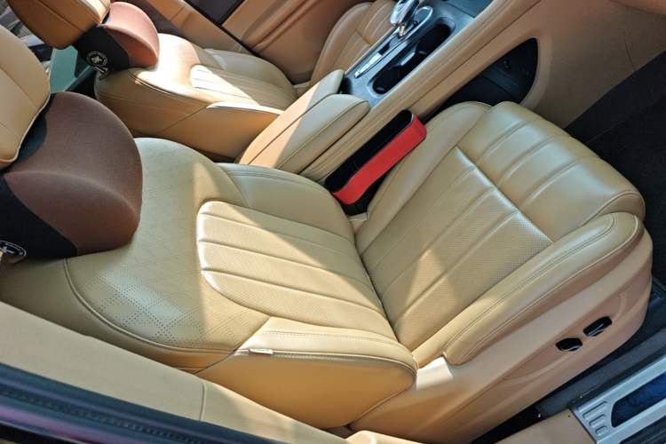 Used VOYAH Dream 2022 0-Carbon Edition Home+ Range Package 605 km Right Front Seat