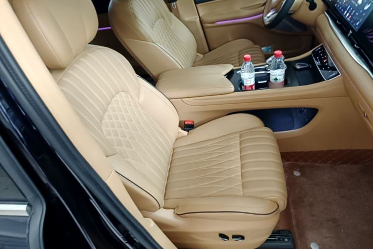Used VOYAH Dream 2022 Low-Carbon Edition Dream+ Smart Enjoyment Package Right Front Seat