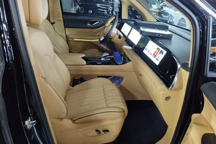 Used VOYAH Dream 2022 Low-Carbon Edition Dream+ Smart Enjoyment Package Right Front Seat