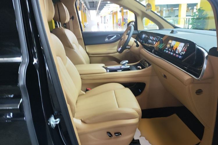 Used VOYAH Dream 2022 Low-Carbon Edition Home Right Front Seat