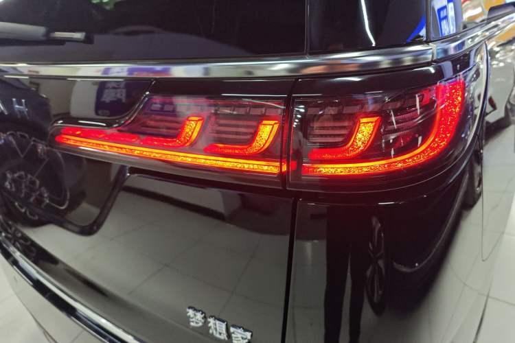 Used VOYAH Dream 2022 Low-Carbon Edition Home Right Rear Taillight