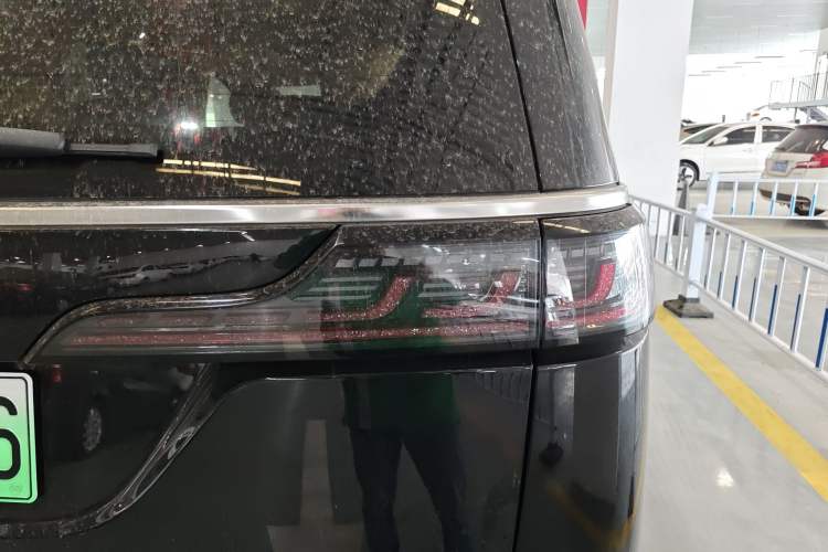 Used VOYAH Dream 2022 Low-Carbon Edition Home Right Rear Taillight