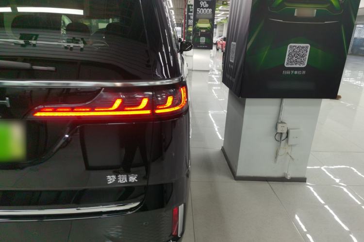 Used VOYAH Dream 2022 Low-Carbon Edition Home Right Rear Taillight