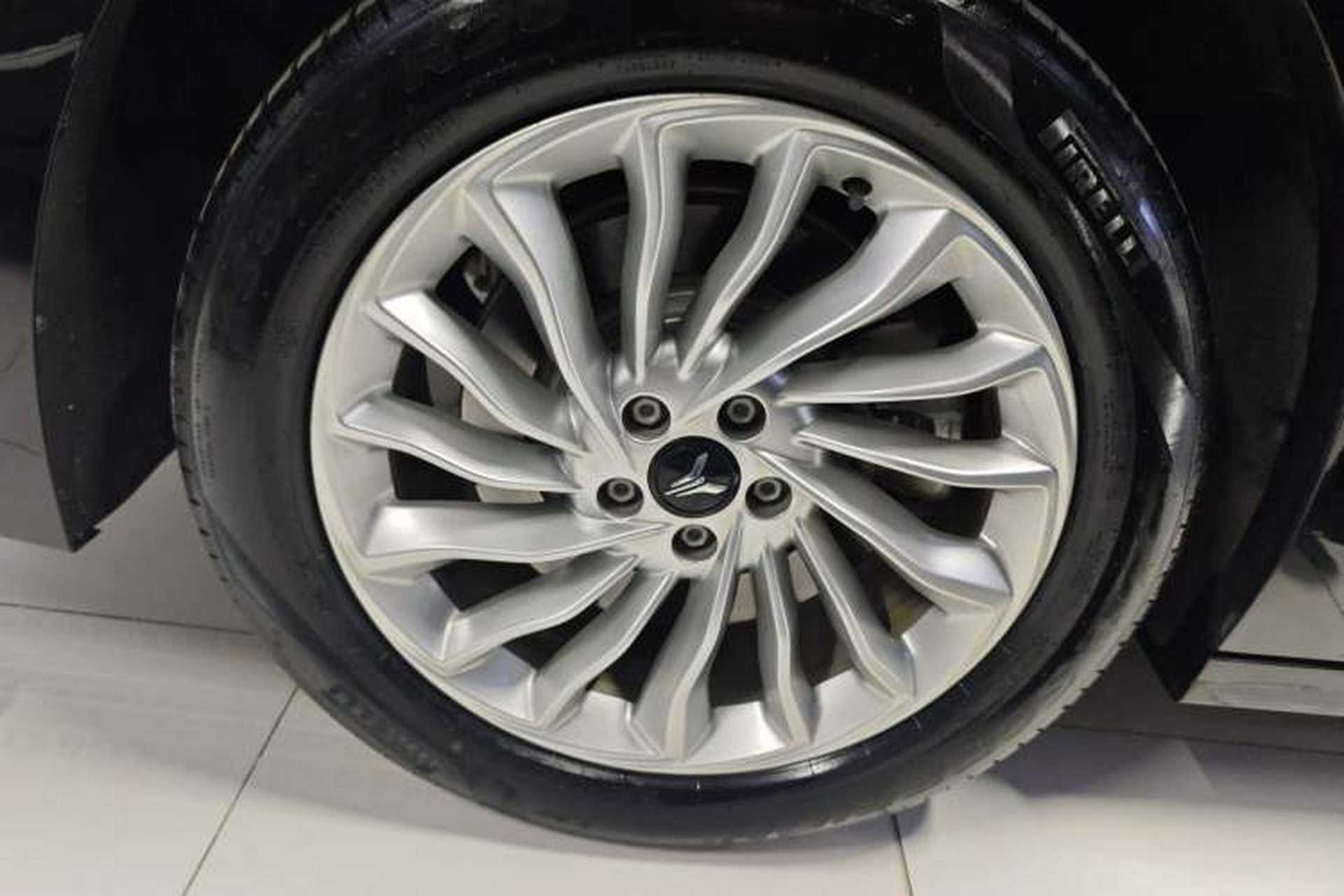 Used VOYAH Dream 2022 Low-Carbon Edition Home Right Rear Wheel Hub