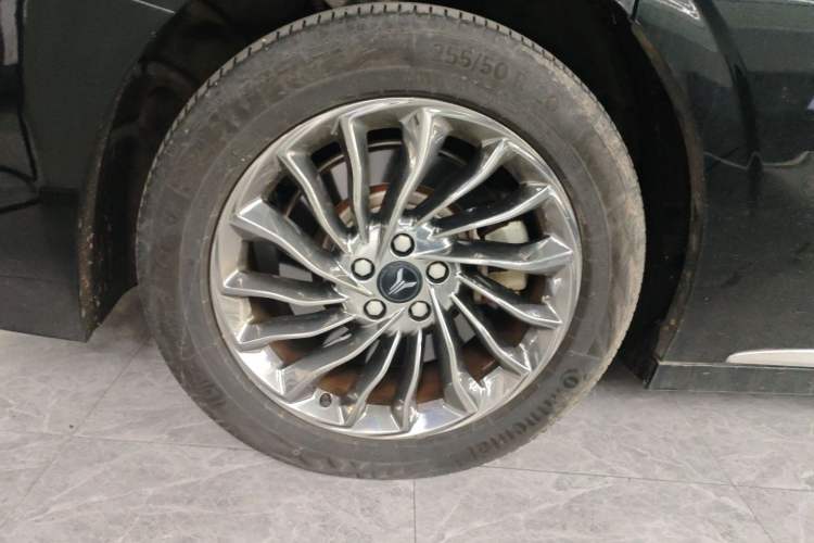 Used VOYAH Dream 2022 Low-Carbon Edition Dream+ Smart Enjoyment Package Right Rear Wheel Hub