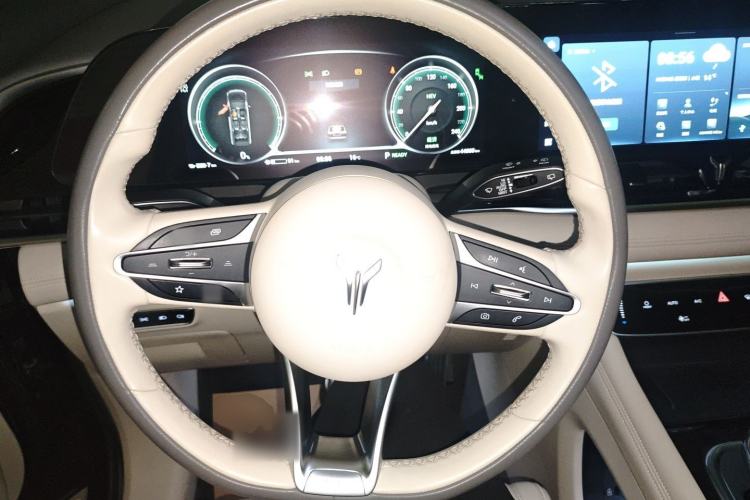 Used VOYAH Dream 2022 Low-Carbon Edition Dream+ Smart Enjoyment Package Steering Wheel