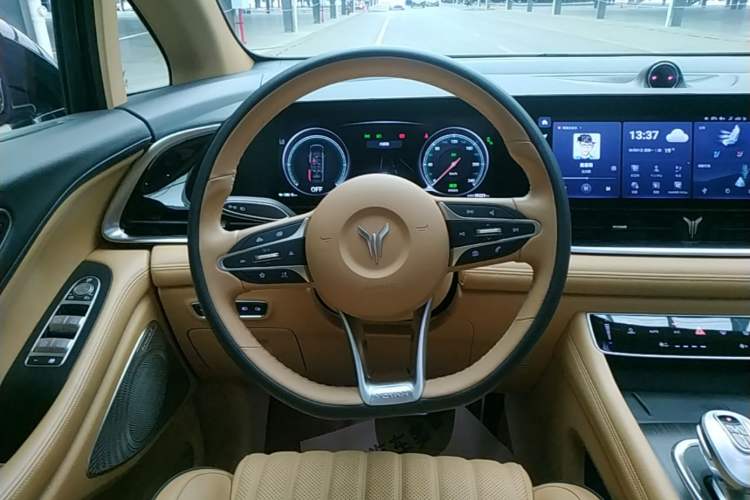 Used VOYAH Dream 2022 Low-Carbon Edition Dream+ Smart Enjoyment Package Steering Wheel