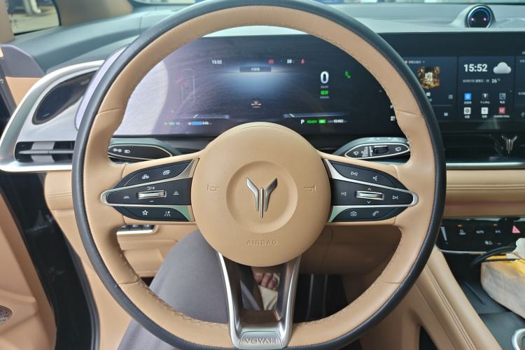Used VOYAH Dream 2022 Low-Carbon Edition Dream+ Smart Enjoyment Package Steering Wheel