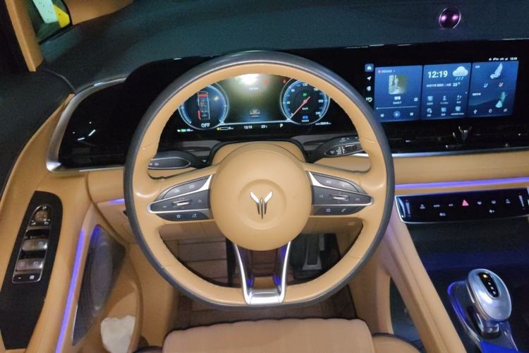 Used VOYAH Dream 2022 Low-Carbon Edition Dream+ Smart Enjoyment Package Steering Wheel