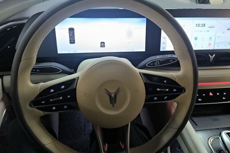 Used VOYAH Dream 2022 Low-Carbon Edition Dream+ Smart Enjoyment Package Steering Wheel