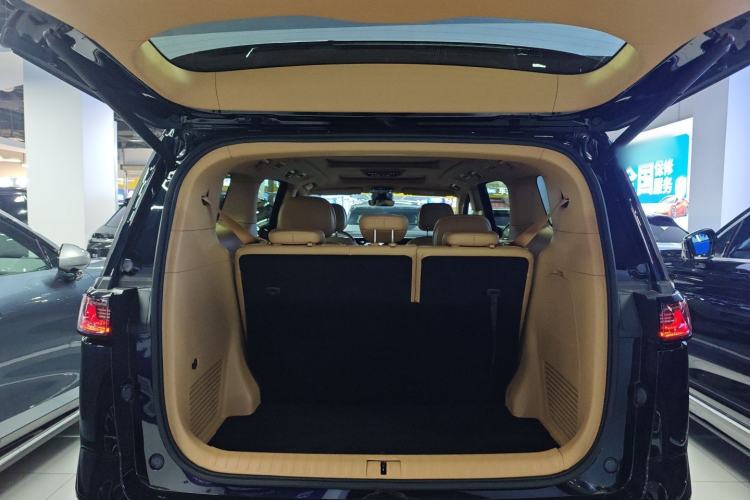 Used VOYAH Dream 2022 Low-Carbon Edition Home Trunk
