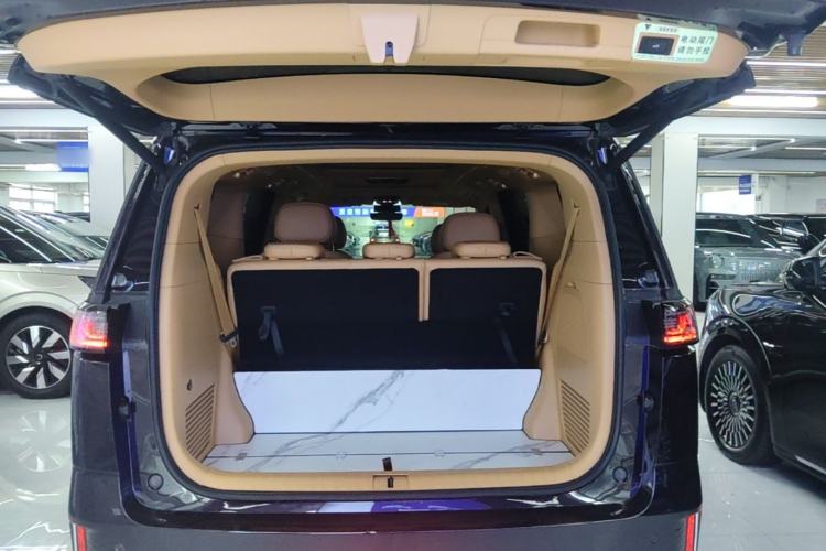 Used VOYAH Dream 2022 Low-Carbon Edition Home Trunk