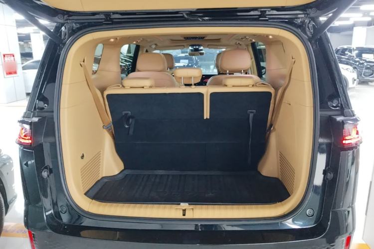Used VOYAH Dream 2022 Low-Carbon Edition Home Trunk