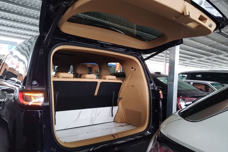 Used VOYAH Dream 2022 Low-Carbon Edition Home Trunk