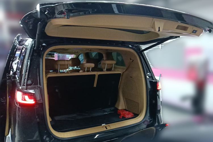 Used VOYAH Dream 2022 Low-Carbon Edition Dream+ Smart Enjoyment Package Trunk