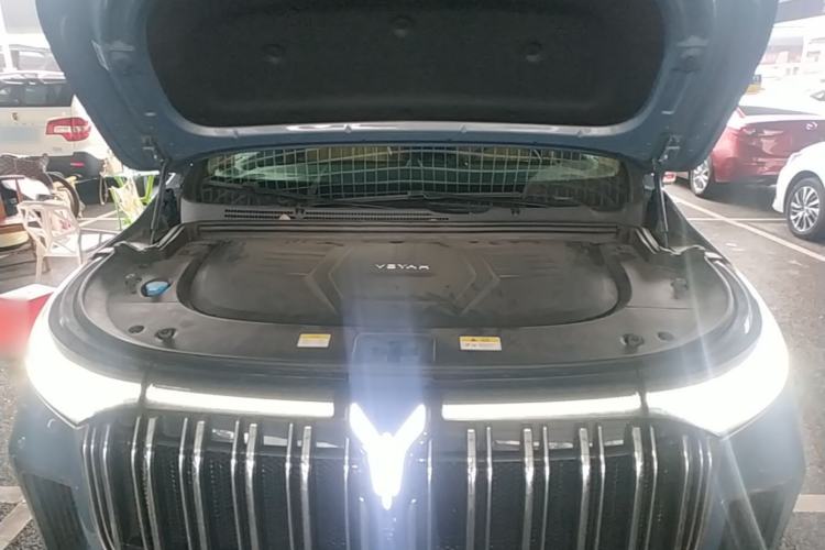 Used VOYAH Dream 2022 Low-Carbon Edition Dream+ Smart Enjoyment Package Engine Bay