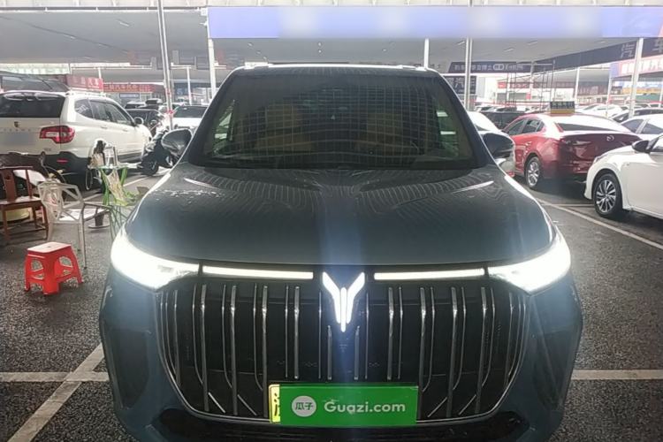 Used VOYAH Dream 2022 Low-Carbon Edition Dream+ Smart Enjoyment Package Front