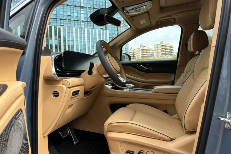 Used VOYAH Dream 2022 Low-Carbon Edition Dream+ Smart Enjoyment Package Interior 4