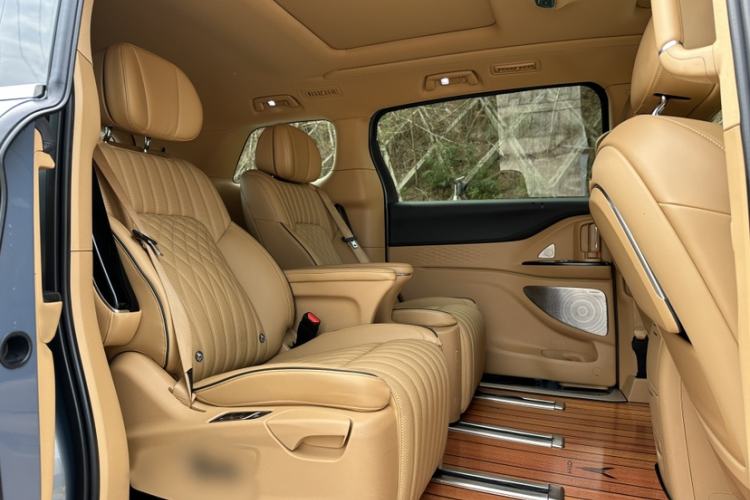 Used VOYAH Dream 2022 Low-Carbon Edition Dream+ Smart Enjoyment Package Interior 8