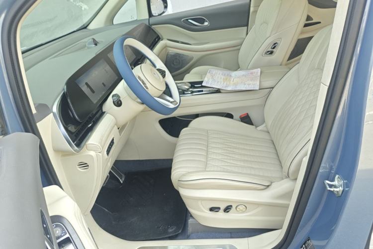 Used VOYAH Dream 2022 Low-Carbon Edition Dream+ Smart Enjoyment Package Left Front Seat