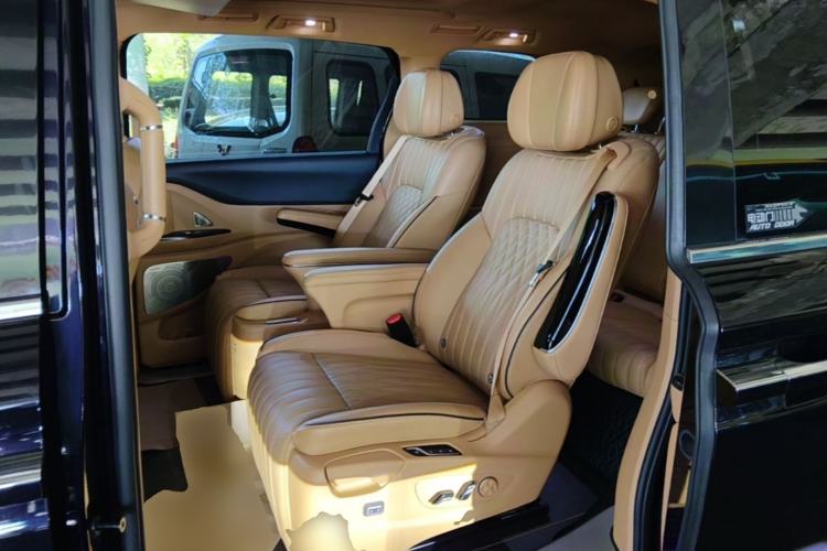 Used VOYAH Dream 2022 Low-Carbon Edition Dream+ Smart Enjoyment Package Left Rear Seat