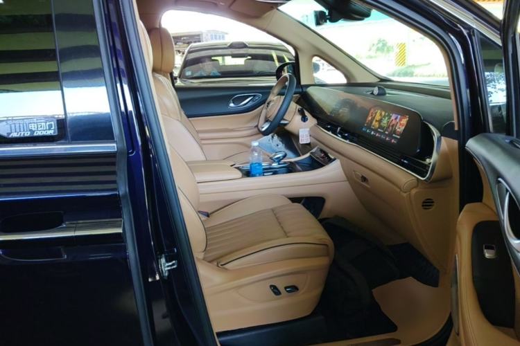 Used VOYAH Dream 2022 Low-Carbon Edition Dream+ Smart Enjoyment Package Right Front Seat