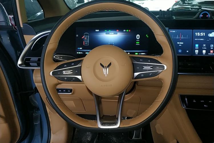 Used VOYAH Dream 2022 Low-Carbon Edition Dream+ Smart Enjoyment Package Steering Wheel