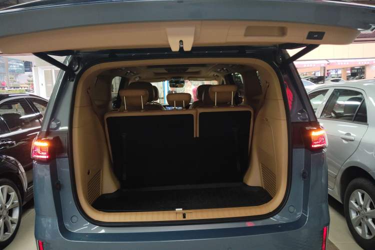 Used VOYAH Dream 2022 Low-Carbon Edition Dream+ Smart Enjoyment Package Trunk