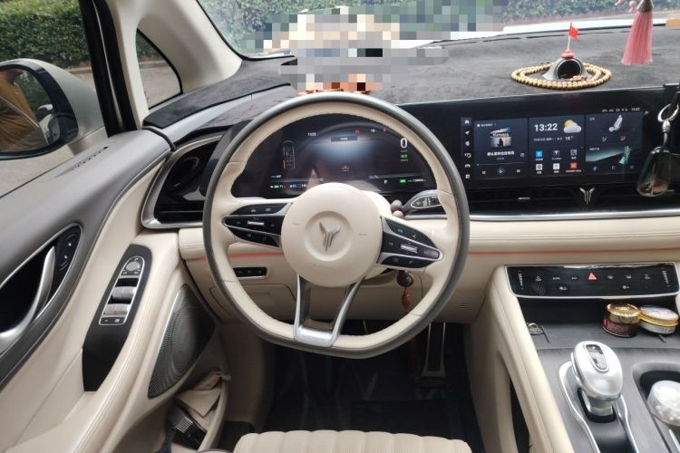 Used VOYAH Dream 2022 Low-Carbon Edition Dream+ Smart Enjoyment Package Steering Wheel